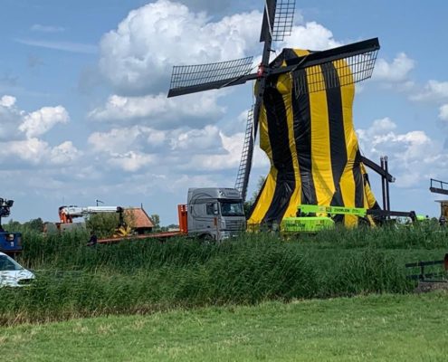 Grondige begassing in de Westermolen te Langerak